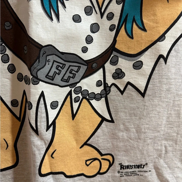 Vintage and rare 1983 Flintstones shirt - Picture 3 of 9